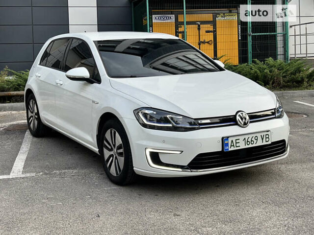 Фольксваген e-Golf, об'ємом двигуна 0 л та пробігом 69 тис. км за 15999 $, фото 7 на Automoto.ua