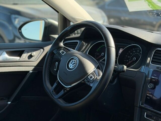 Фольксваген e-Golf, объемом двигателя 0 л и пробегом 58 тыс. км за 13500 $, фото 35 на Automoto.ua