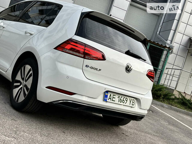 Фольксваген e-Golf, об'ємом двигуна 0 л та пробігом 69 тис. км за 15999 $, фото 23 на Automoto.ua