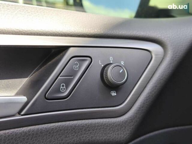 Фольксваген e-Golf, объемом двигателя 0 л и пробегом 23 тыс. км за 15300 $, фото 15 на Automoto.ua
