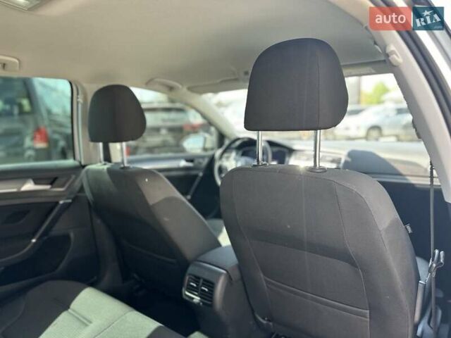 Фольксваген e-Golf, об'ємом двигуна 0 л та пробігом 75 тис. км за 13999 $, фото 18 на Automoto.ua