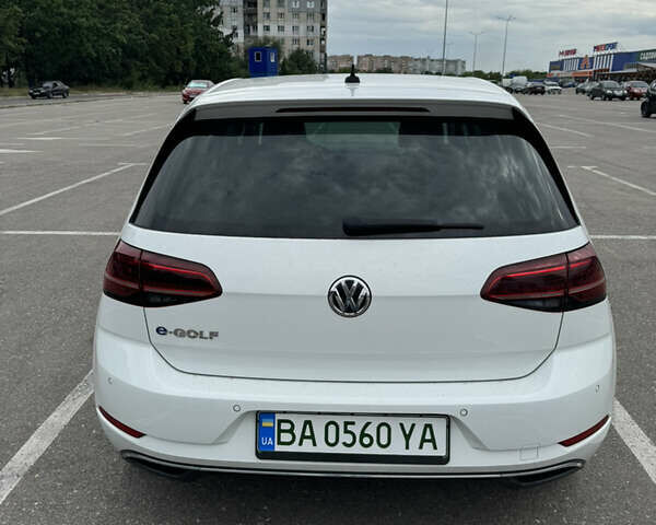 Фольксваген e-Golf, объемом двигателя 0 л и пробегом 63 тыс. км за 18200 $, фото 3 на Automoto.ua