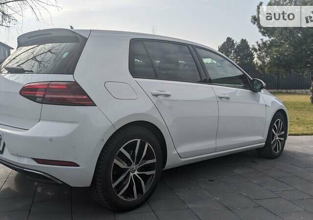 Фольксваген e-Golf, об'ємом двигуна 0 л та пробігом 93 тис. км за 17200 $, фото 11 на Automoto.ua