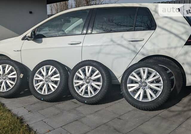 Фольксваген e-Golf, об'ємом двигуна 0 л та пробігом 93 тис. км за 17200 $, фото 3 на Automoto.ua