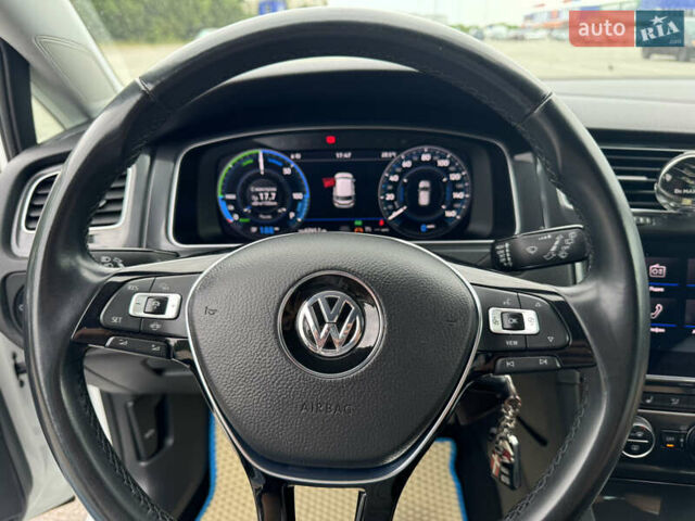 Фольксваген e-Golf, объемом двигателя 0 л и пробегом 63 тыс. км за 18200 $, фото 9 на Automoto.ua