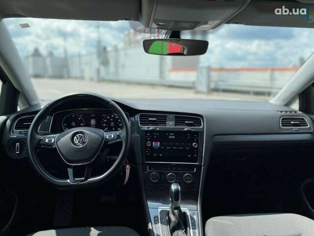 Фольксваген e-Golf, объемом двигателя 0 л и пробегом 123 тыс. км за 12900 $, фото 22 на Automoto.ua