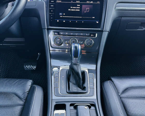 Фольксваген e-Golf, объемом двигателя 0 л и пробегом 80 тыс. км за 14000 $, фото 8 на Automoto.ua