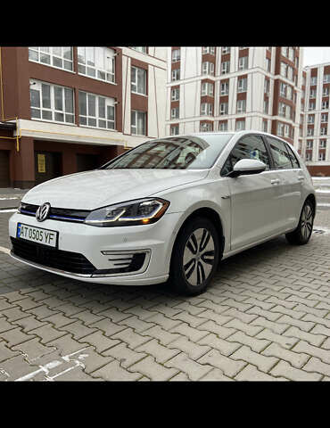 Фольксваген e-Golf, объемом двигателя 0 л и пробегом 31 тыс. км за 15650 $, фото 1 на Automoto.ua