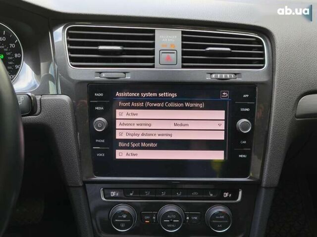 Фольксваген e-Golf, объемом двигателя 0 л и пробегом 23 тыс. км за 15300 $, фото 22 на Automoto.ua