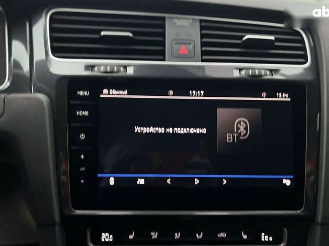 Фольксваген e-Golf, объемом двигателя 0 л и пробегом 70 тыс. км за 16999 $, фото 10 на Automoto.ua