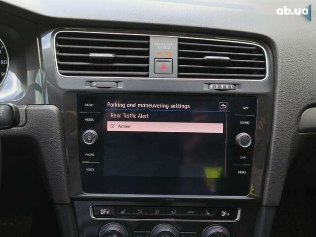 Фольксваген e-Golf, объемом двигателя 0 л и пробегом 23 тыс. км за 15300 $, фото 23 на Automoto.ua