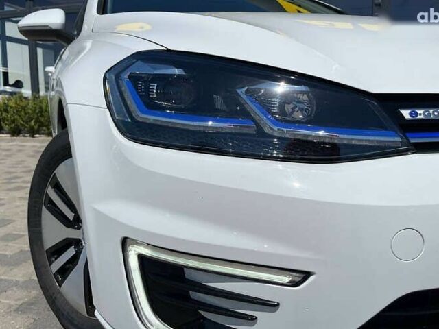 Фольксваген e-Golf, объемом двигателя 0 л и пробегом 56 тыс. км за 14999 $, фото 7 на Automoto.ua