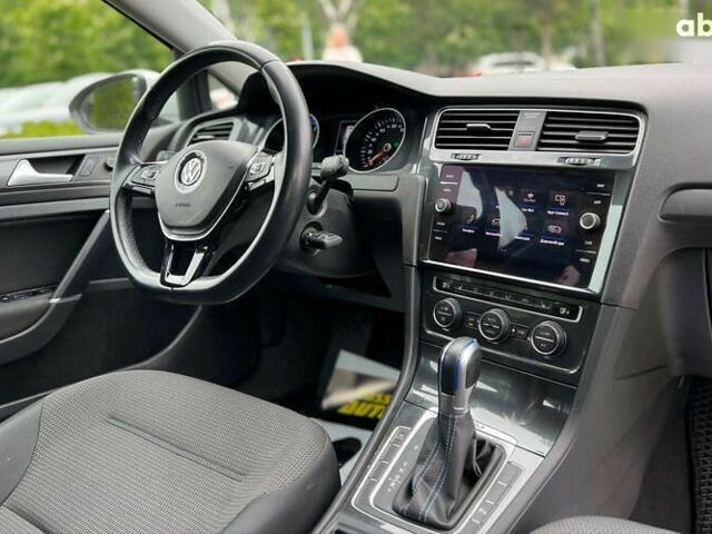 Фольксваген e-Golf, объемом двигателя 0 л и пробегом 82 тыс. км за 13990 $, фото 9 на Automoto.ua