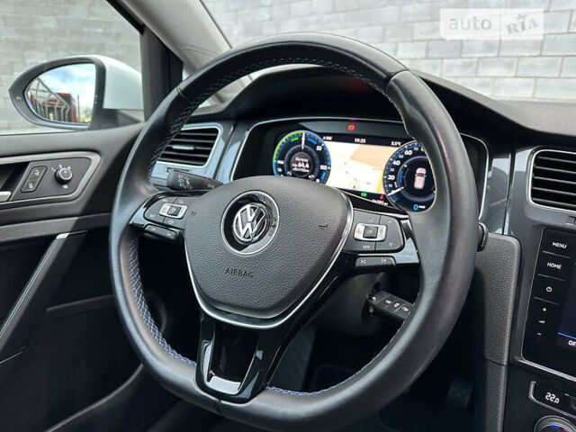 Фольксваген e-Golf, об'ємом двигуна 0 л та пробігом 31 тис. км за 15850 $, фото 45 на Automoto.ua