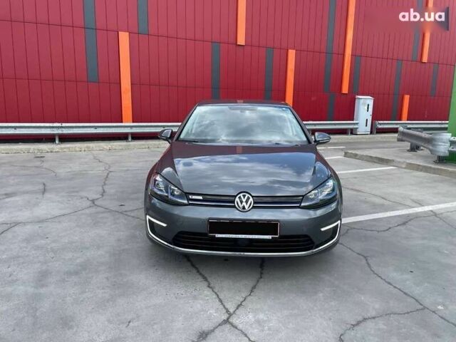 Фольксваген e-Golf, объемом двигателя 0 л и пробегом 108 тыс. км за 14199 $, фото 1 на Automoto.ua