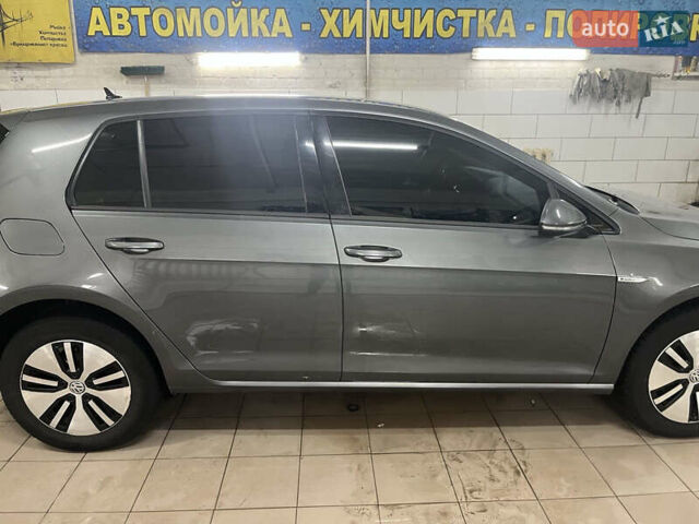 Фольксваген e-Golf, объемом двигателя 0 л и пробегом 152 тыс. км за 13300 $, фото 3 на Automoto.ua