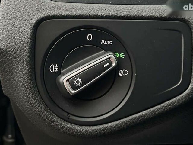 Фольксваген e-Golf, объемом двигателя 0 л и пробегом 70 тыс. км за 16999 $, фото 17 на Automoto.ua