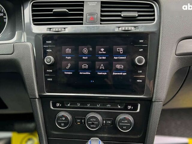 Фольксваген e-Golf, объемом двигателя 0 л и пробегом 85 тыс. км за 13500 $, фото 10 на Automoto.ua