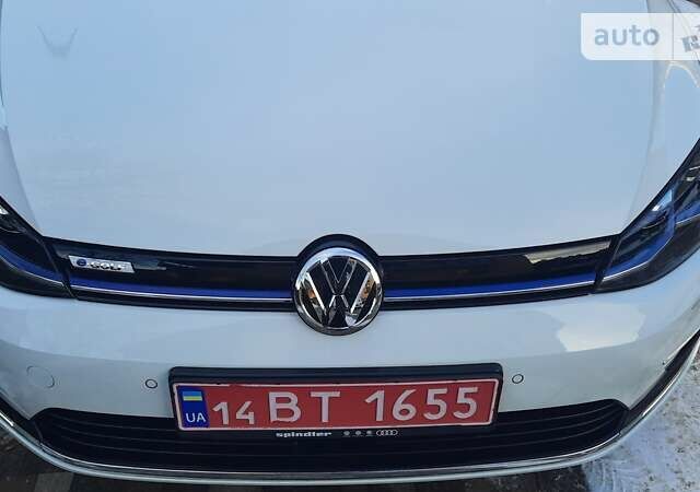 Фольксваген e-Golf, объемом двигателя 0 л и пробегом 26 тыс. км за 15698 $, фото 11 на Automoto.ua