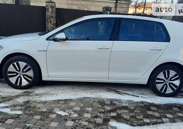 Фольксваген e-Golf, объемом двигателя 0 л и пробегом 26 тыс. км за 15698 $, фото 19 на Automoto.ua