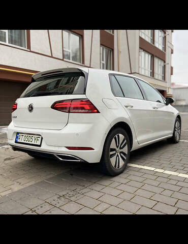 Фольксваген e-Golf, объемом двигателя 0 л и пробегом 31 тыс. км за 15650 $, фото 7 на Automoto.ua