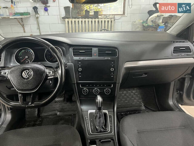 Фольксваген e-Golf, объемом двигателя 0 л и пробегом 152 тыс. км за 13300 $, фото 16 на Automoto.ua