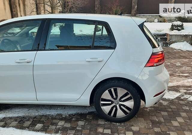 Фольксваген e-Golf, объемом двигателя 0 л и пробегом 26 тыс. км за 15698 $, фото 37 на Automoto.ua