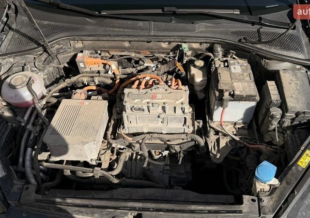 Фольксваген e-Golf, объемом двигателя 0 л и пробегом 114 тыс. км за 14499 $, фото 24 на Automoto.ua
