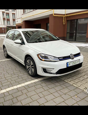 Фольксваген e-Golf, объемом двигателя 0 л и пробегом 31 тыс. км за 15650 $, фото 6 на Automoto.ua