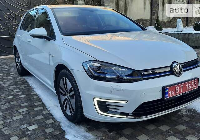 Фольксваген e-Golf, объемом двигателя 0 л и пробегом 26 тыс. км за 15698 $, фото 4 на Automoto.ua