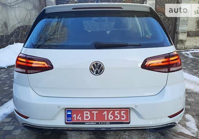 Фольксваген e-Golf, объемом двигателя 0 л и пробегом 26 тыс. км за 15698 $, фото 31 на Automoto.ua