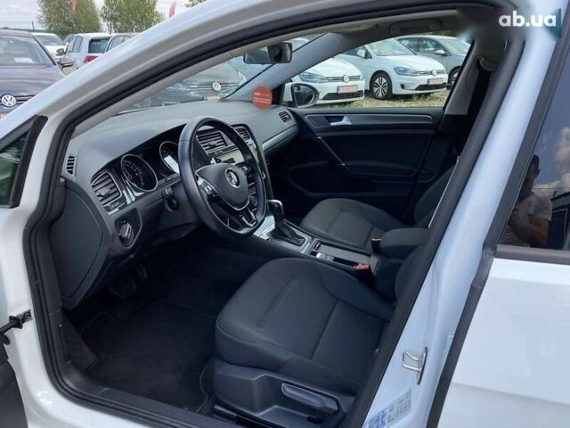 Фольксваген e-Golf, объемом двигателя 0 л и пробегом 41 тыс. км за 14400 $, фото 15 на Automoto.ua