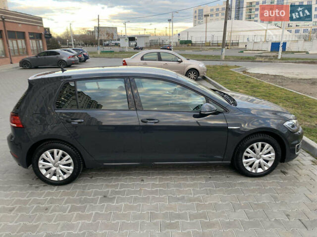Фольксваген e-Golf, объемом двигателя 0 л и пробегом 42 тыс. км за 17999 $, фото 4 на Automoto.ua