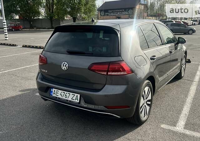 Фольксваген e-Golf, объемом двигателя 0 л и пробегом 67 тыс. км за 17950 $, фото 1 на Automoto.ua