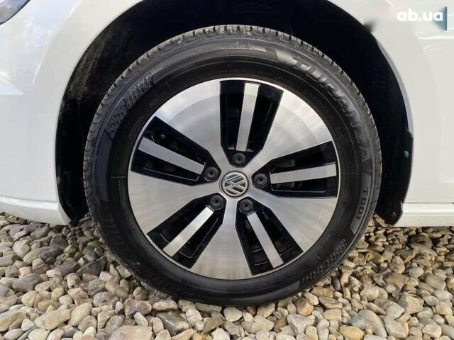 Фольксваген e-Golf, объемом двигателя 0 л и пробегом 68 тыс. км за 14000 $, фото 15 на Automoto.ua