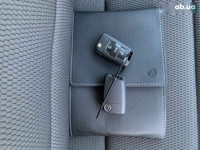 Фольксваген e-Golf, объемом двигателя 0 л и пробегом 38 тыс. км за 14300 $, фото 27 на Automoto.ua