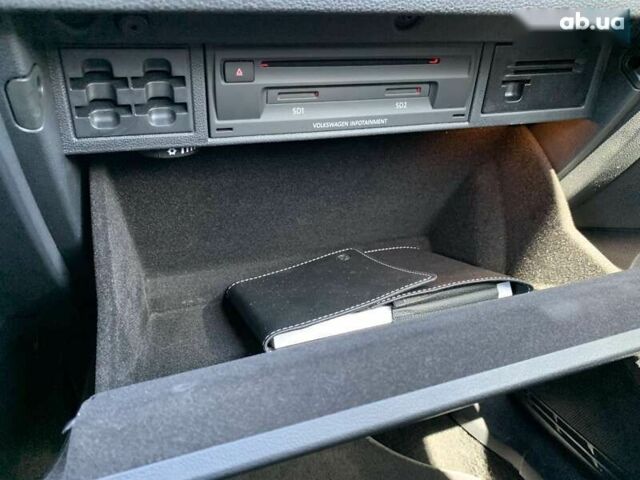 Фольксваген e-Golf, объемом двигателя 0 л и пробегом 38 тыс. км за 14300 $, фото 26 на Automoto.ua