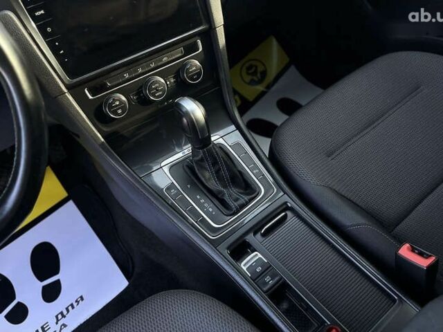 Фольксваген e-Golf, объемом двигателя 0 л и пробегом 77 тыс. км за 14200 $, фото 24 на Automoto.ua