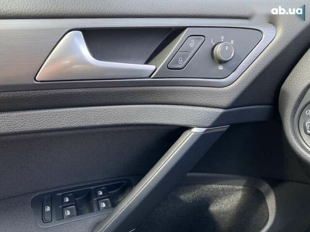 Фольксваген e-Golf, объемом двигателя 0 л и пробегом 14 тыс. км за 14900 $, фото 16 на Automoto.ua