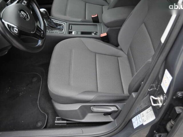 Фольксваген e-Golf, объемом двигателя 0 л и пробегом 42 тыс. км за 15800 $, фото 24 на Automoto.ua