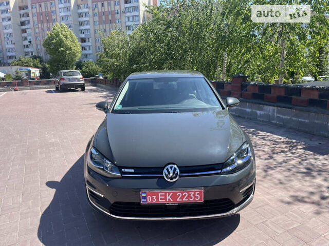 Фольксваген e-Golf, об'ємом двигуна 0 л та пробігом 32 тис. км за 15250 $, фото 6 на Automoto.ua