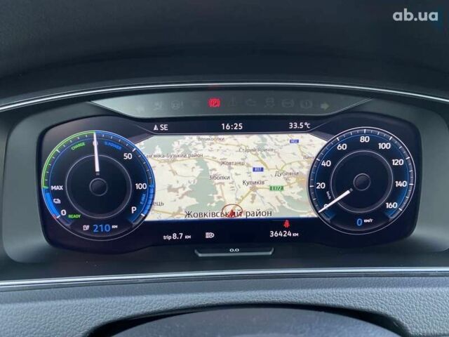 Фольксваген e-Golf, объемом двигателя 0 л и пробегом 36 тыс. км за 15700 $, фото 2 на Automoto.ua