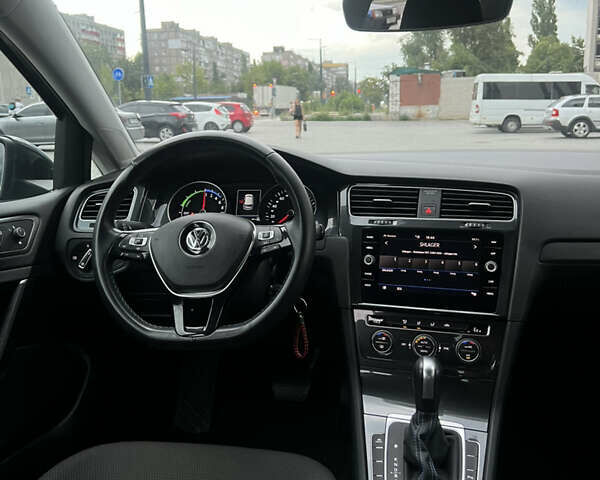 Фольксваген e-Golf, об'ємом двигуна 0 л та пробігом 38 тис. км за 14300 $, фото 28 на Automoto.ua