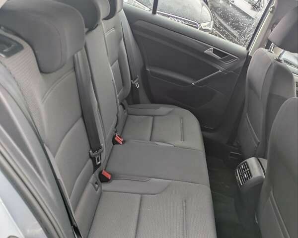 Фольксваген e-Golf, объемом двигателя 0 л и пробегом 77 тыс. км за 14400 $, фото 16 на Automoto.ua