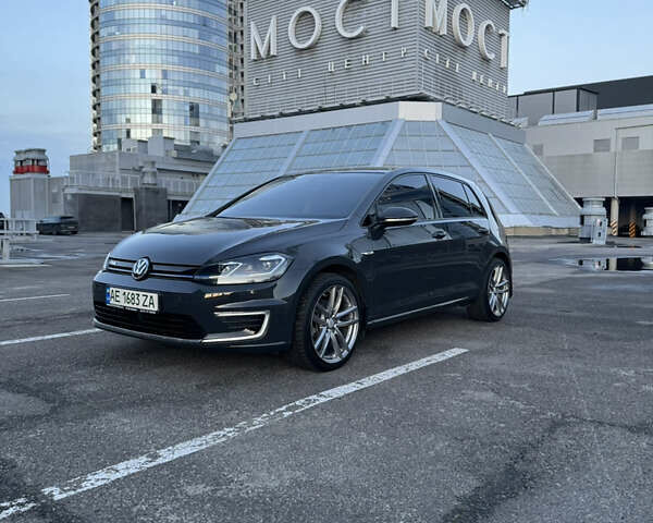Фольксваген e-Golf, объемом двигателя 0 л и пробегом 70 тыс. км за 15500 $, фото 3 на Automoto.ua