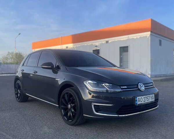 Фольксваген e-Golf, объемом двигателя 0 л и пробегом 60 тыс. км за 16000 $, фото 8 на Automoto.ua