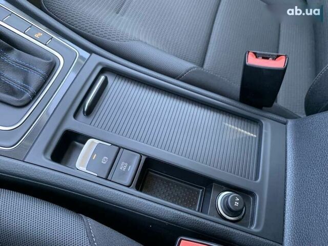 Фольксваген e-Golf, объемом двигателя 0 л и пробегом 38 тыс. км за 14300 $, фото 23 на Automoto.ua