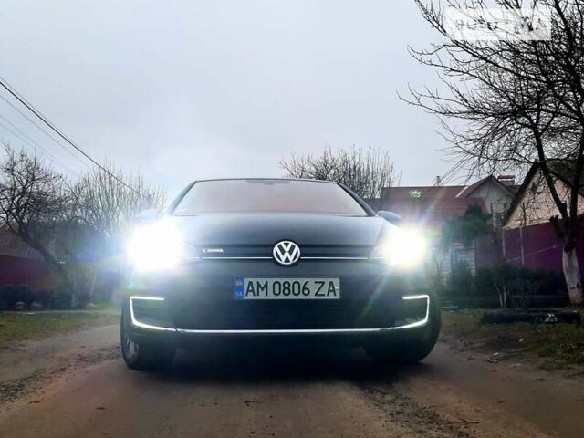 Фольксваген e-Golf, об'ємом двигуна 0 л та пробігом 45 тис. км за 15750 $, фото 3 на Automoto.ua