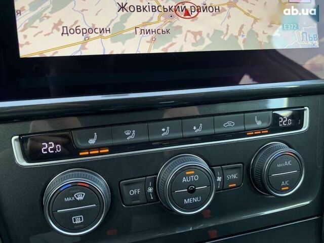 Фольксваген e-Golf, объемом двигателя 0 л и пробегом 19 тыс. км за 14900 $, фото 3 на Automoto.ua