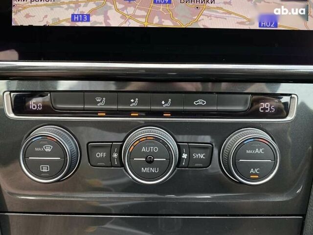 Фольксваген e-Golf, объемом двигателя 0 л и пробегом 43 тыс. км за 14400 $, фото 28 на Automoto.ua